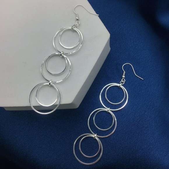 Any 4/$25! Silver Lightweight Concentric Circle Drop Earrings - Picture 3 of 6
